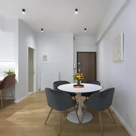 Fresh, New & Ready For You! Rnvtd Apt In Koukaki! Athens Exterior photo