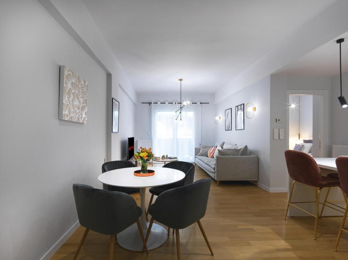 Apartment Fresh, New & Ready For You! Rnvtd In Koukaki!